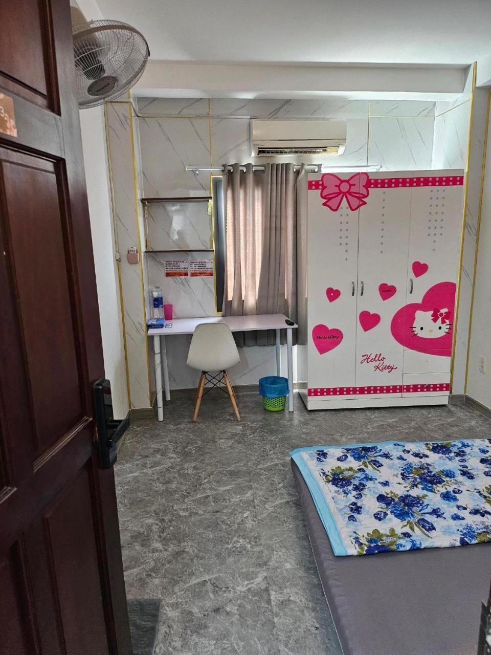 Homestay 26 Nguyen Van Lac ホーチミン市 エクステリア 写真